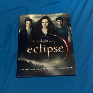 Twilight Saga Eclipse Movie Companion Book